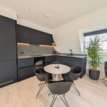 2Br Flat In Greater London With Free Parking Apartment Finchley Exterior photo