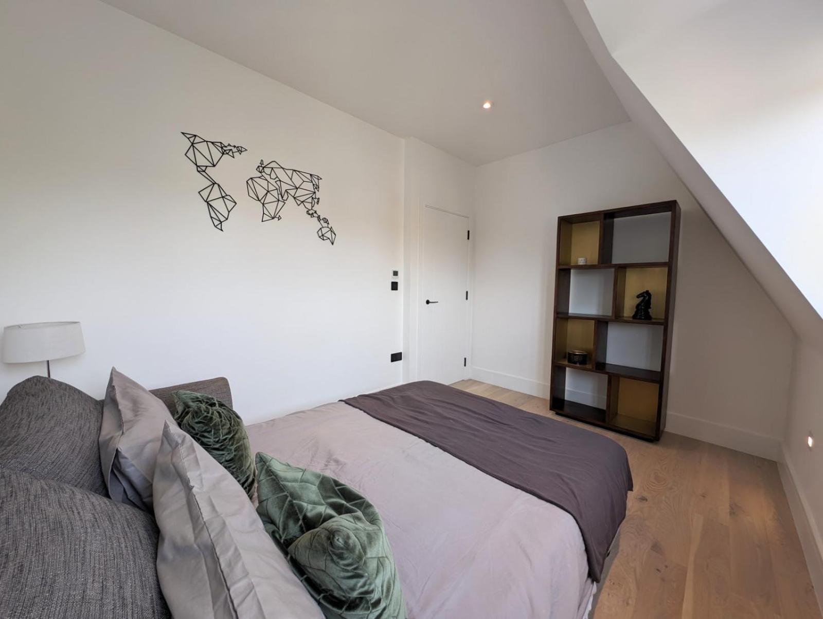 2br Flat In Greater London With Free Parking Finchley