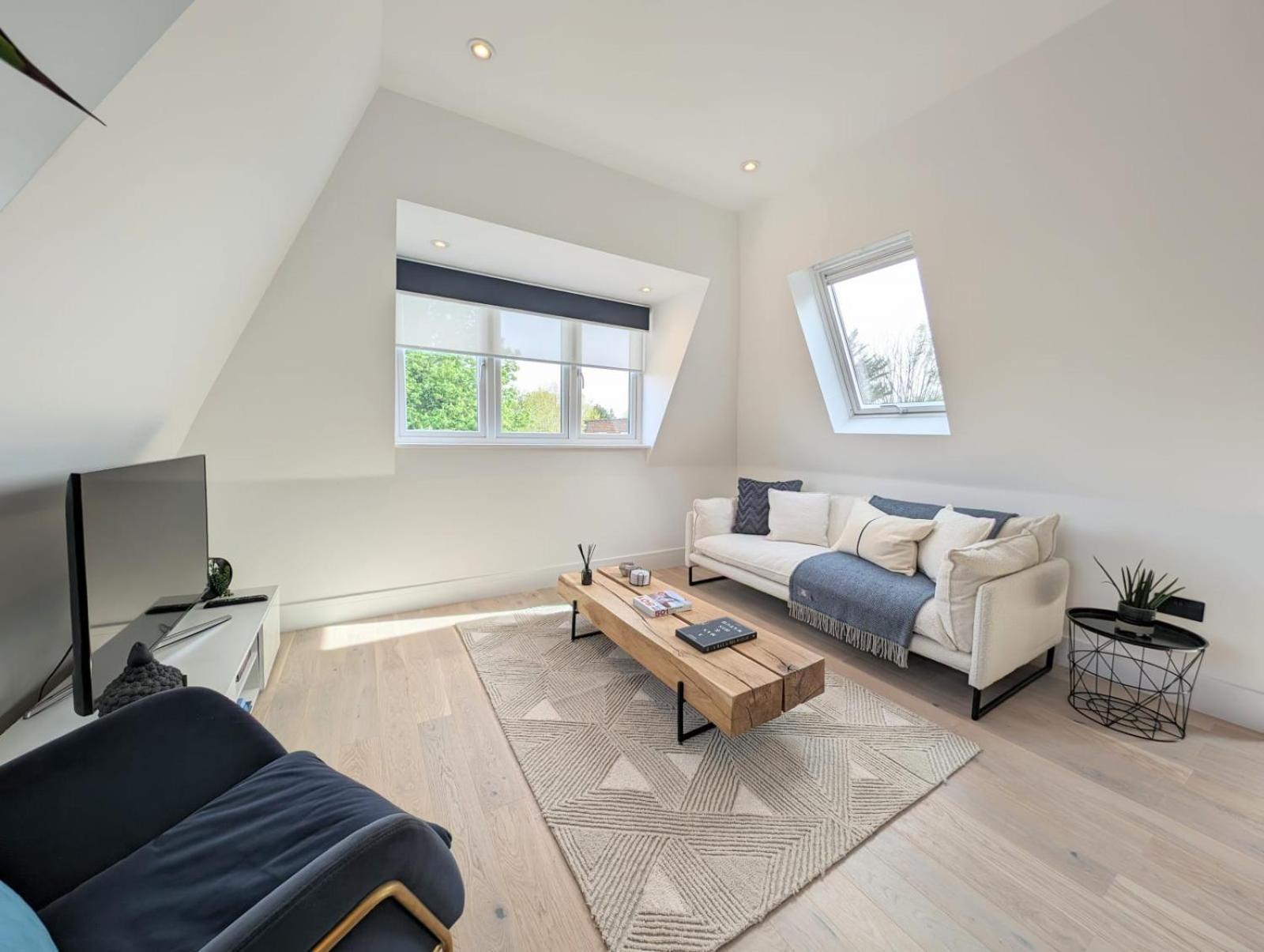 Apartment 2br Flat In Greater London With Free Parking